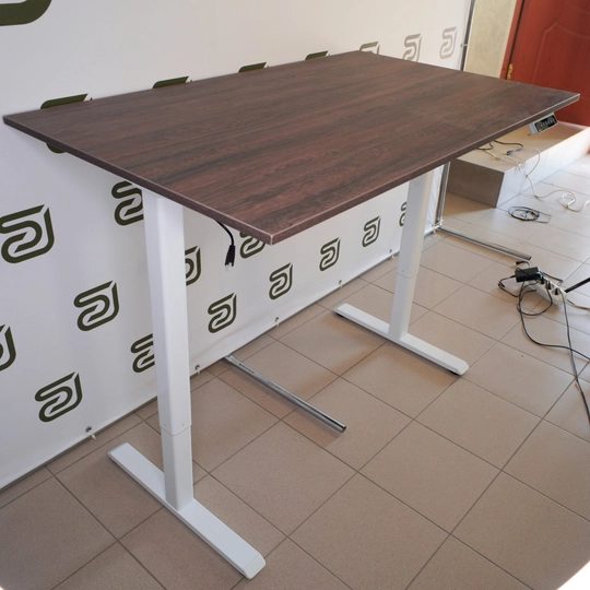UPSTOL Компьютерный стол с регулируемой высотой One 145х80
